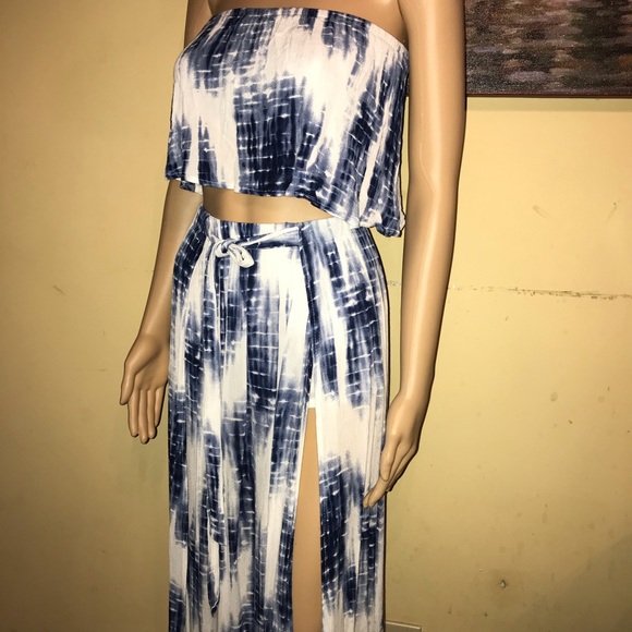 DAY & NIGHT - Picture 2 of 16